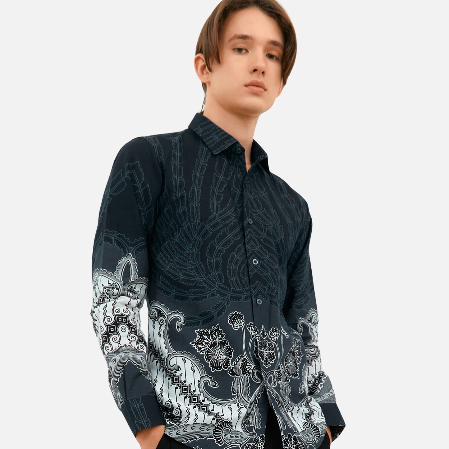 Odza Kemeja Batik Lengan Panjang Pria Pola Slim Fit Pradana Abu Gelap