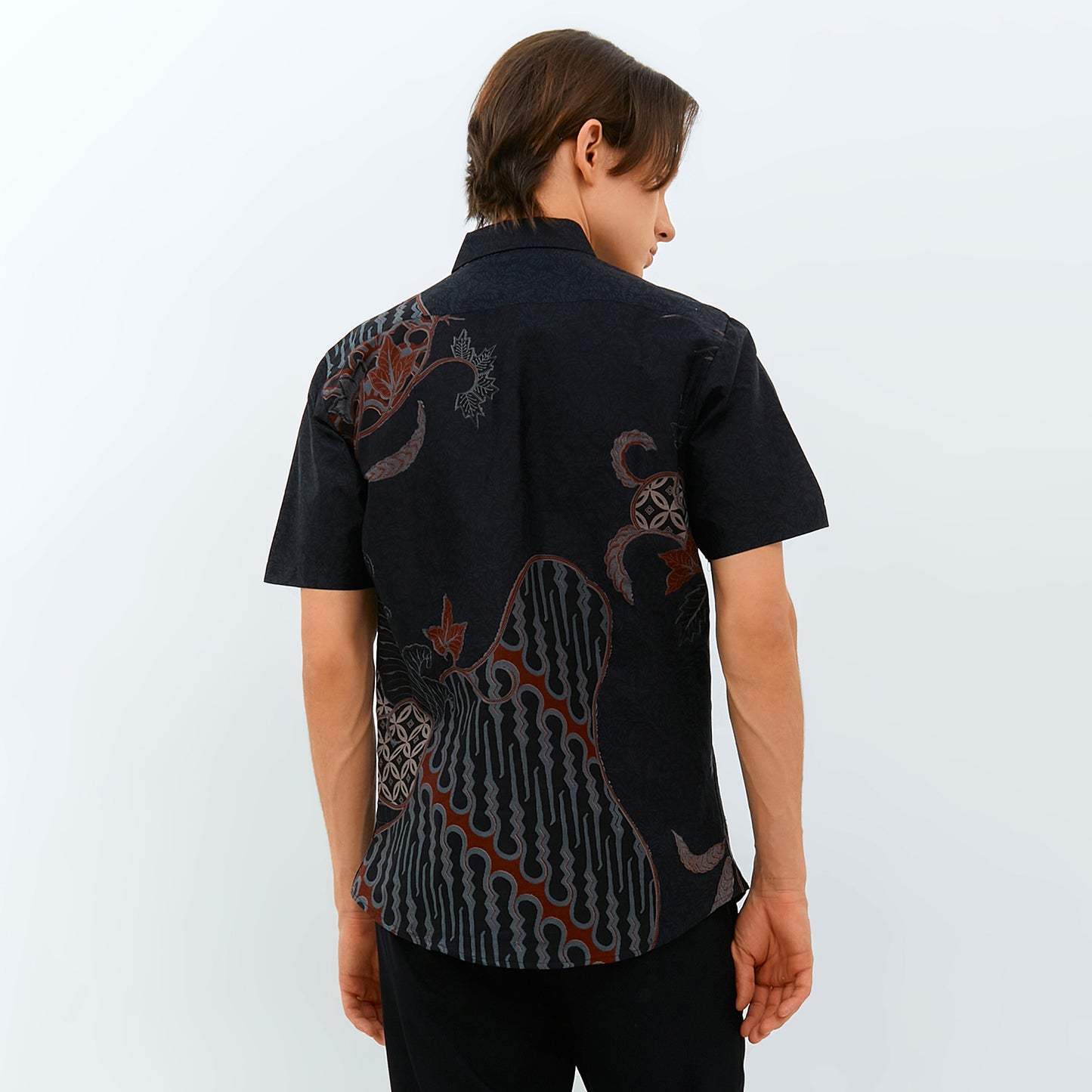 Odza Kemeja Batik Lengan Pendek Slim Fit Modern Solo Agneya Hitam