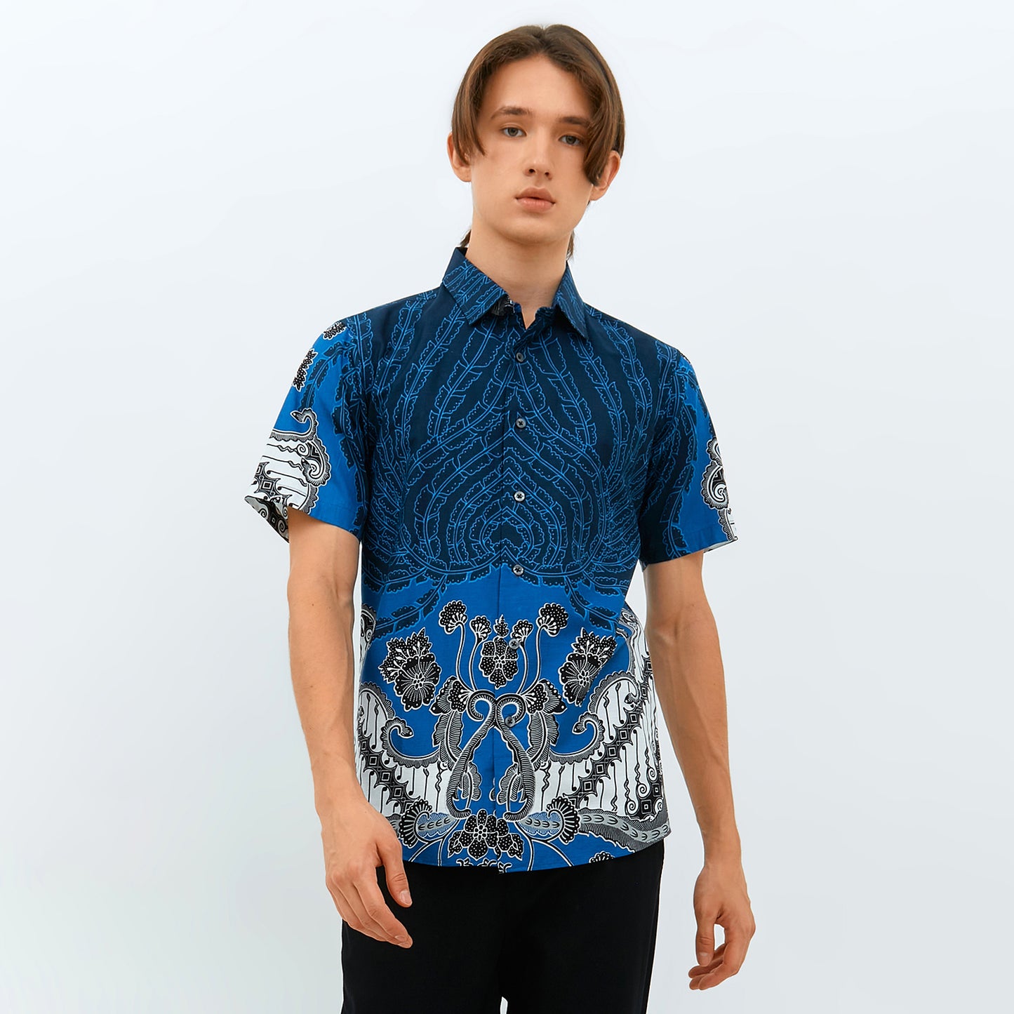 Odza Baju Atasan Batik Pria Lengan Pendek Pola Slim Fit Ambara Biru Navy