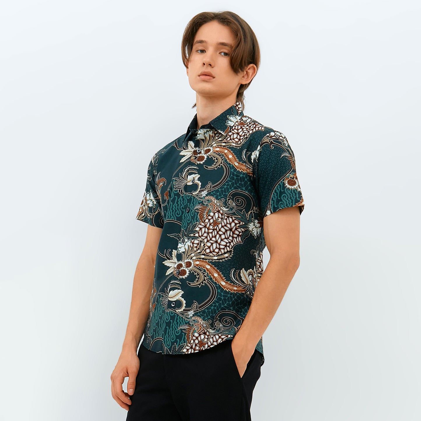 Odza Kemeja Batik Lengan Pendek Slim Fit Modern Abudaya Hijau Botol