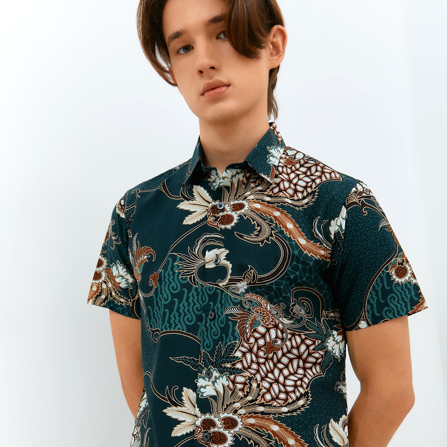 Odza Kemeja Batik Lengan Pendek Slim Fit Modern Abudaya Hijau Botol