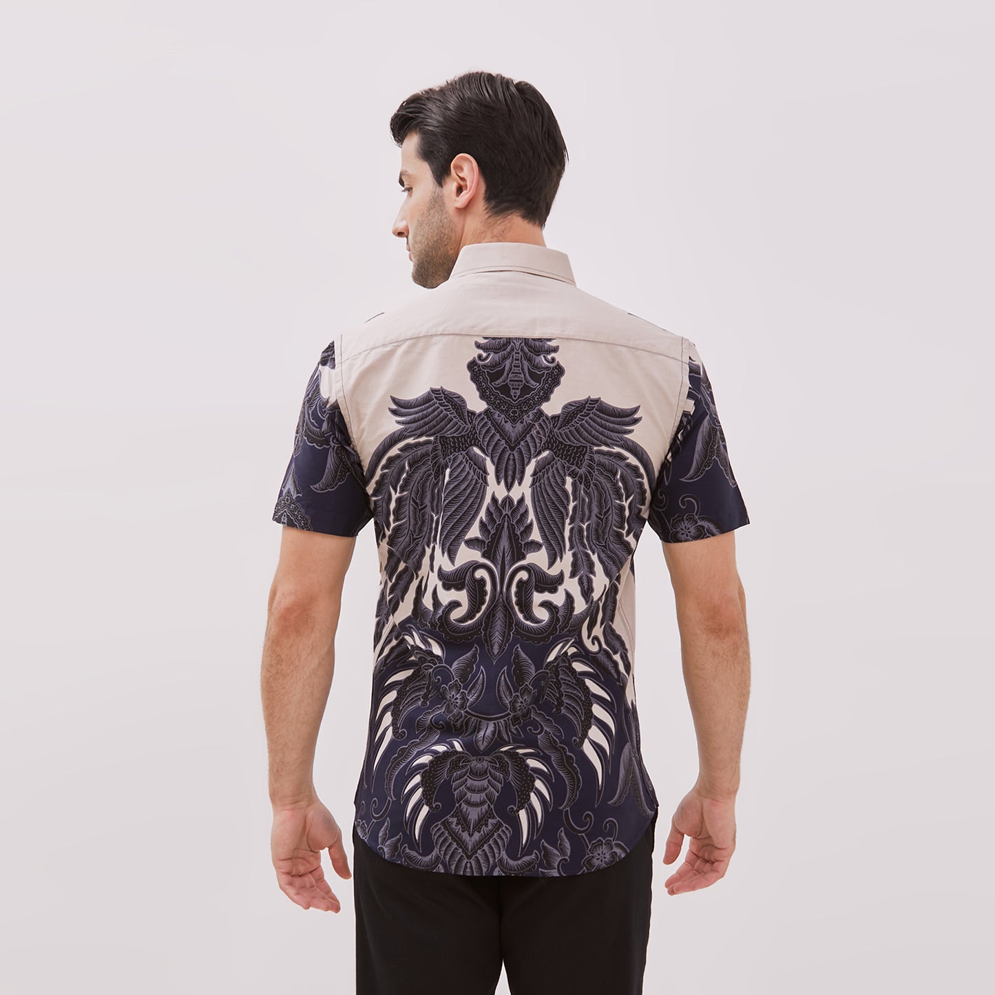 Odza Batik Modern Pria Lengan Pendek Slim Fit Baju Formal Hem Solo Rapitaloka
