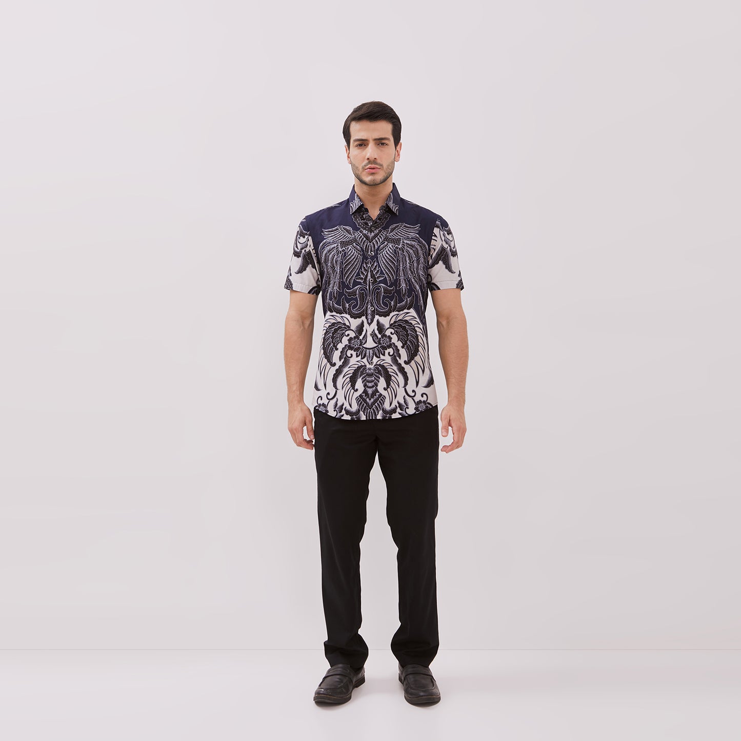 Odza Classic Kemeja Batik Pria Modern Lengan Pendek Original Slimfit Premium Cartalia