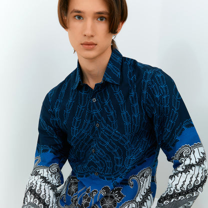 Odza Baju Atasan Batik Pria Lengan Panjang Pola Slim Fit Ambara Biru Navy