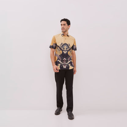 Odza Baju Batik Lengan Pendek Pria Pola Kemeja Slim Fit Cream Radheva