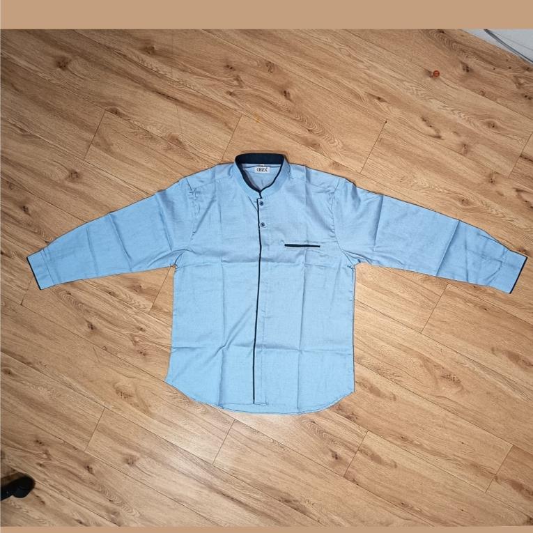 Odza Baju Koko Pria Lengan Panjang Polos Slim Fit Baju Kemeja Kerah Mandarin Kermana Biru Muda