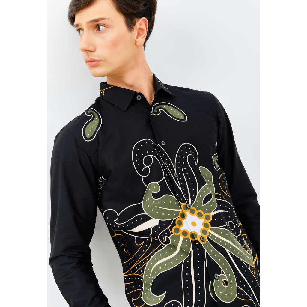 Odza Kemeja Batik Slimfit Lengan Panjang Pria Regular Fit Arsyanendra