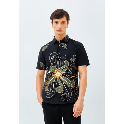 Odza Baju Batik Pria Lengan Pendek Slim Fit Modern Hem Batik Solo Ekawira