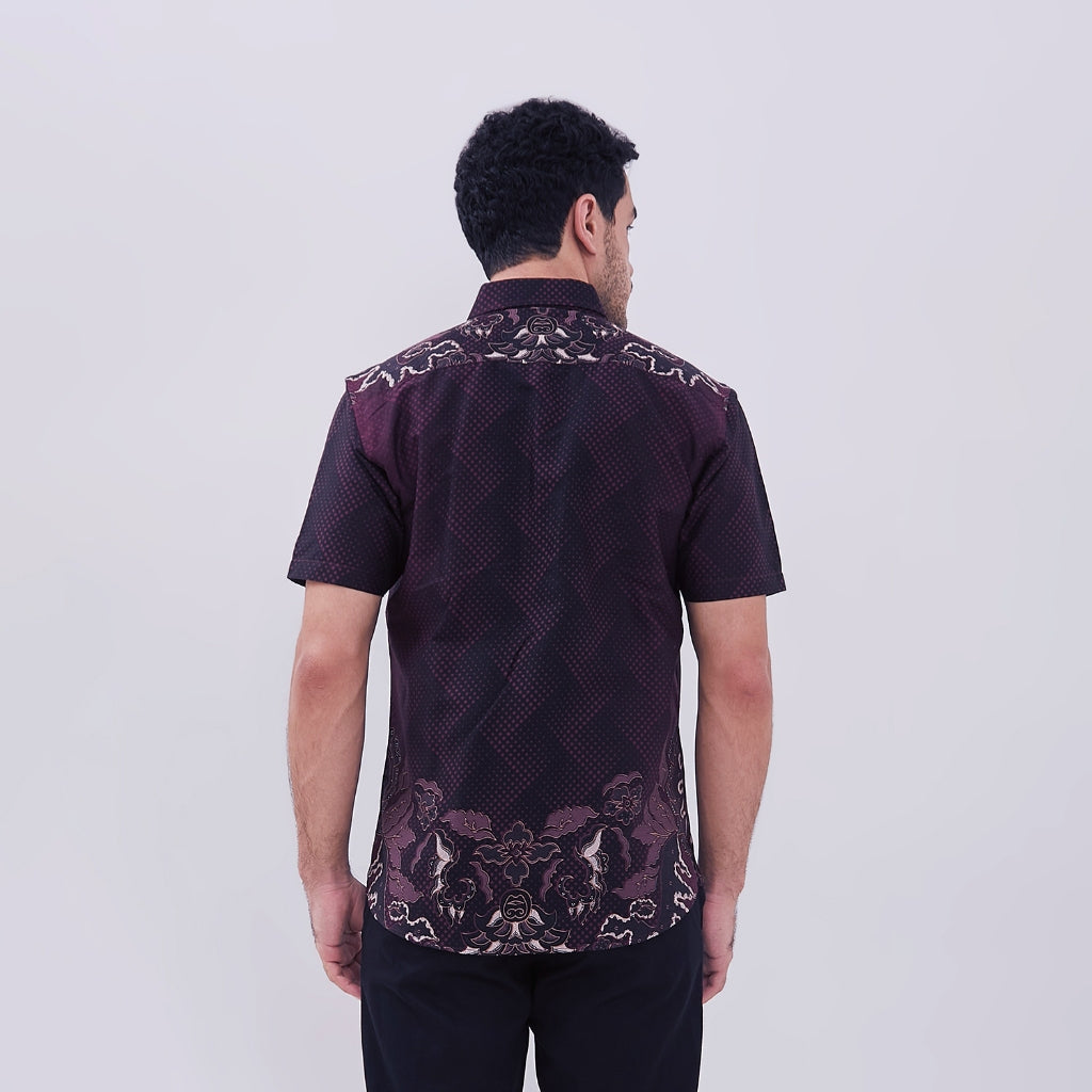 Odza Classic Kemeja Pria Lengan Pendek Batik Solo Modern Slimfit Merah Maroon Celagen