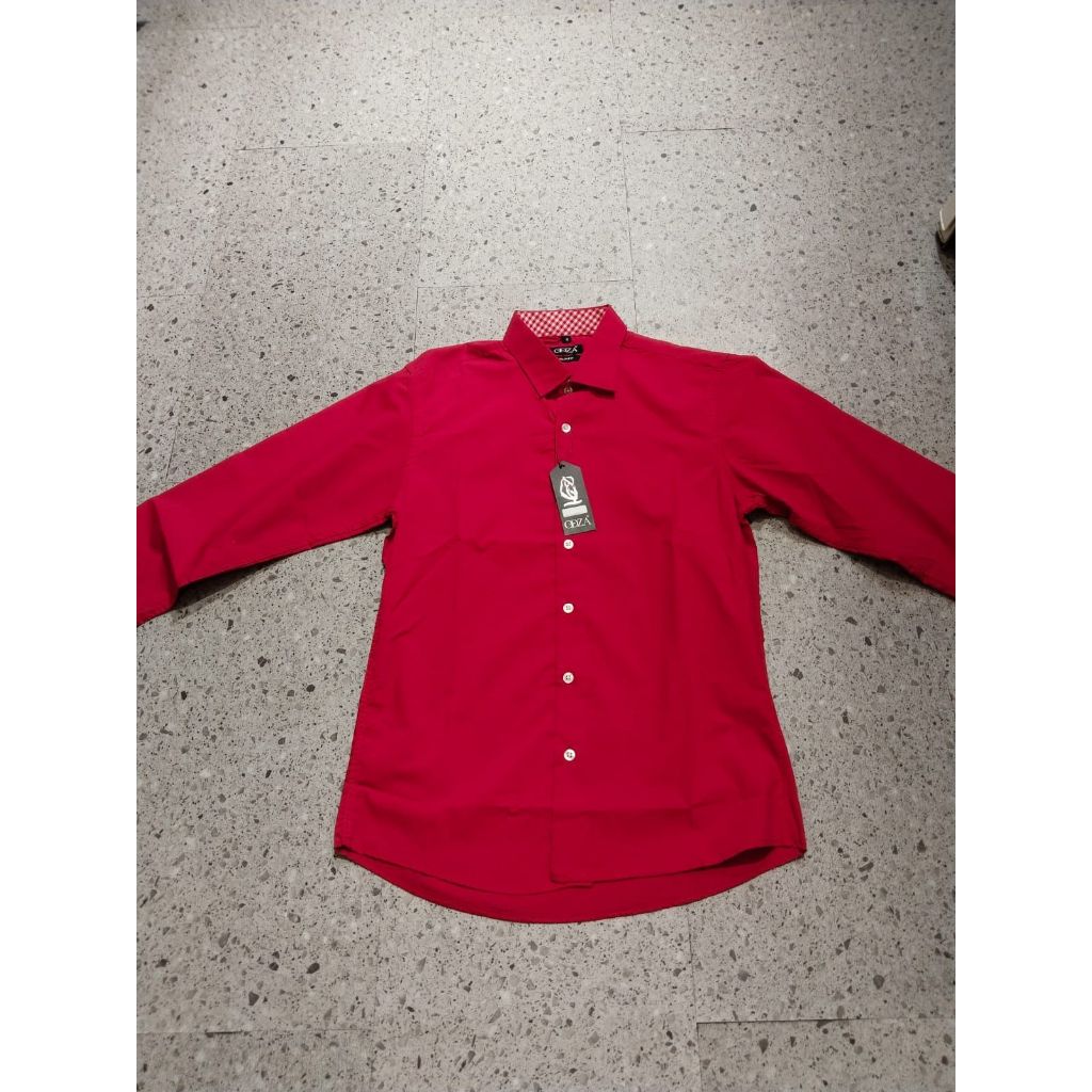 Odza Kemeja Merah Polos Pria Lengan Panjang Formal Slim Fit Modern