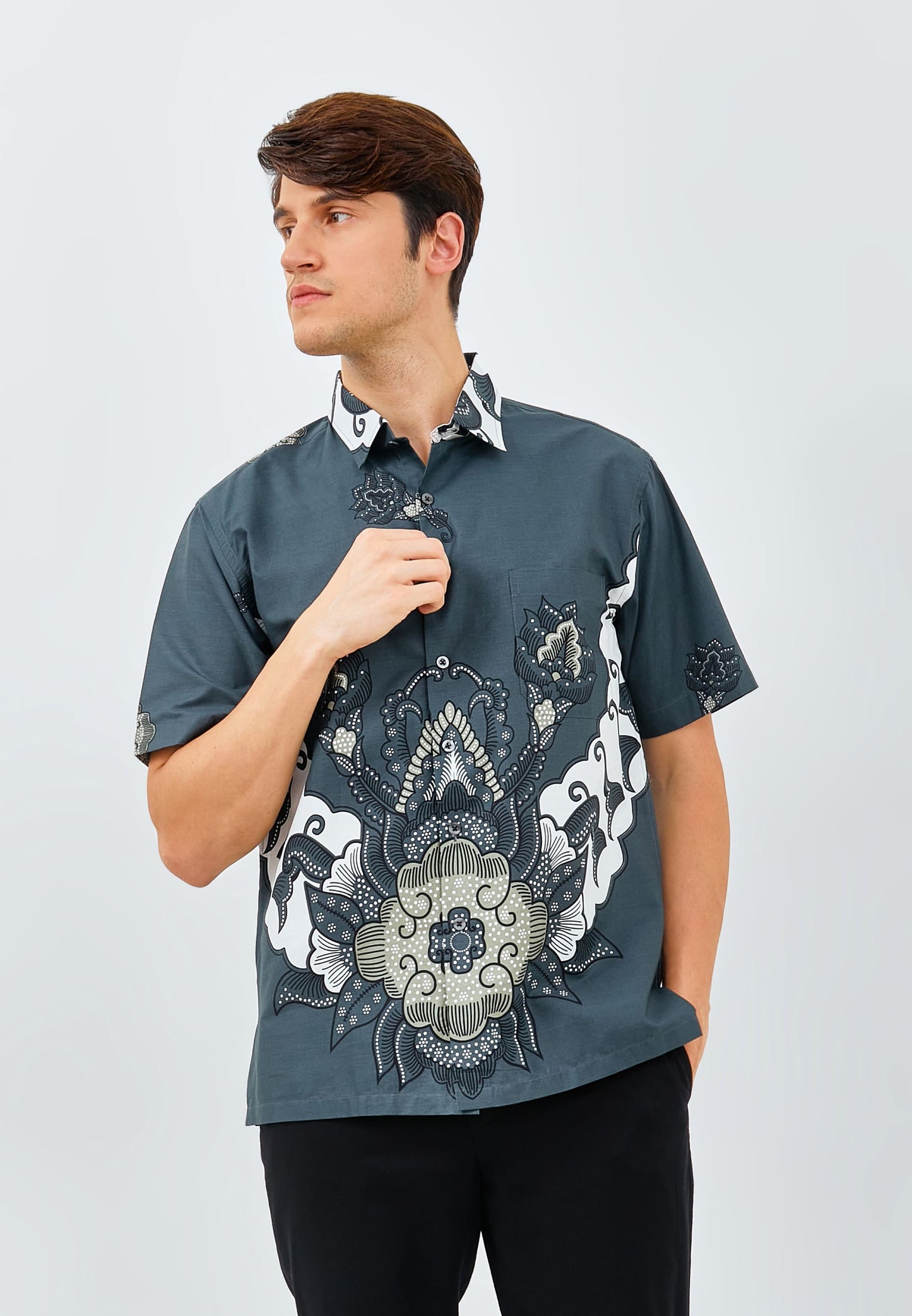 Odza Batik REGULAR FIT Kemeja Lengan Pendek Pria Artana