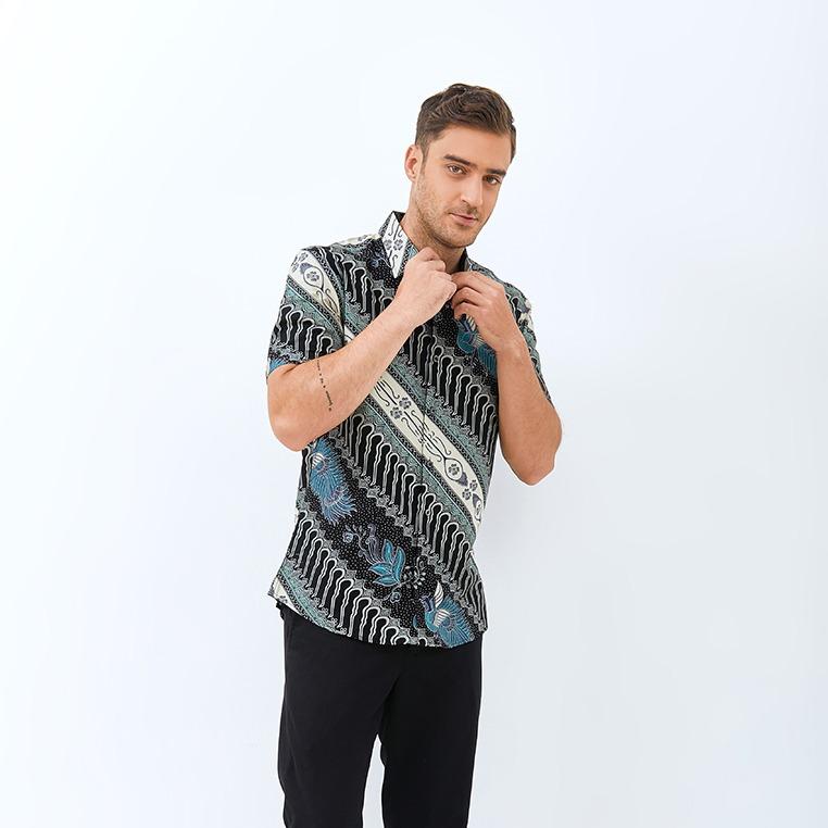 Odza Classic Kemeja Batik Slimfit Modern Pria Lengan Pendek Carib