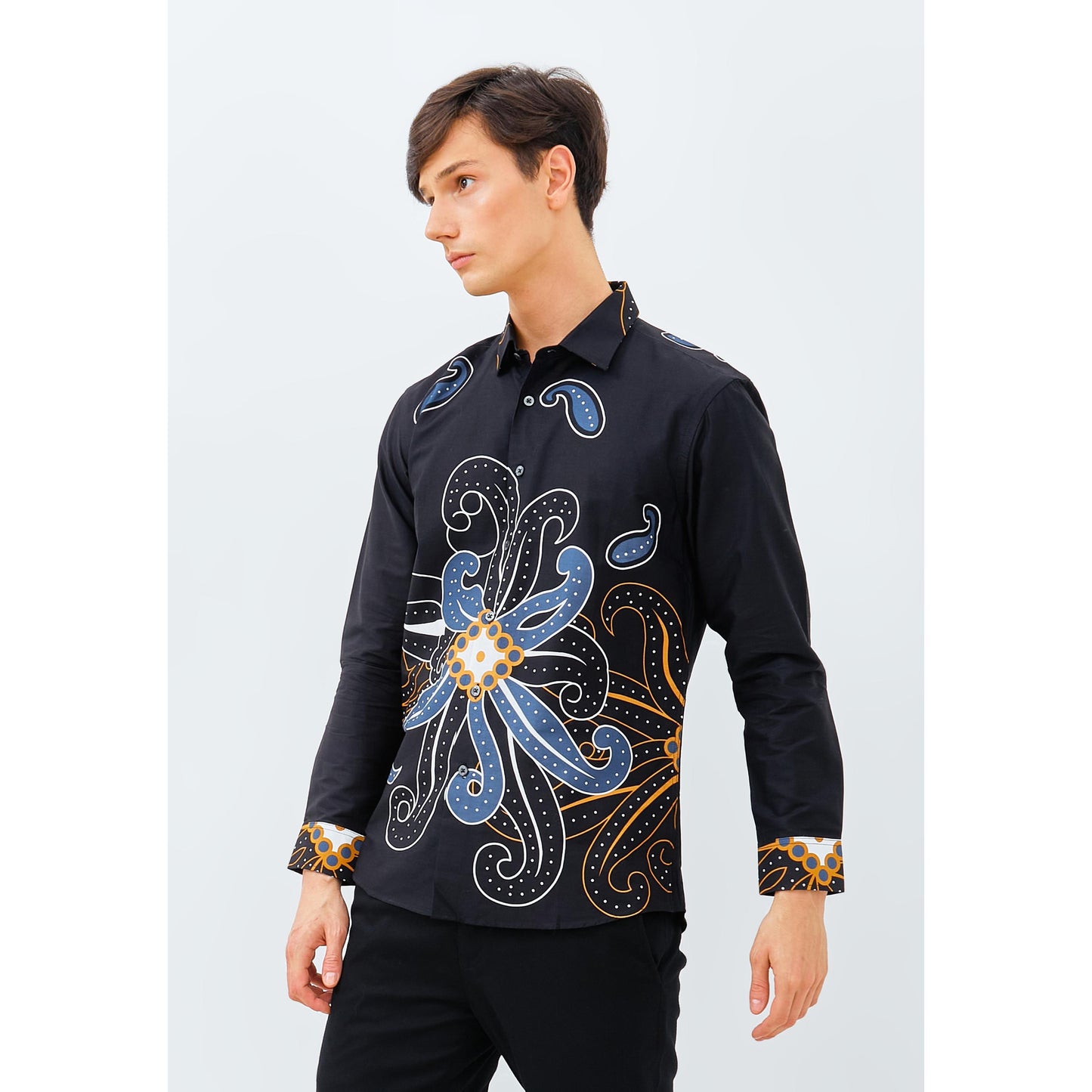 Odza Classic Kemeja Batik Slimfit Pria Lengan Panjang Adiyaksa