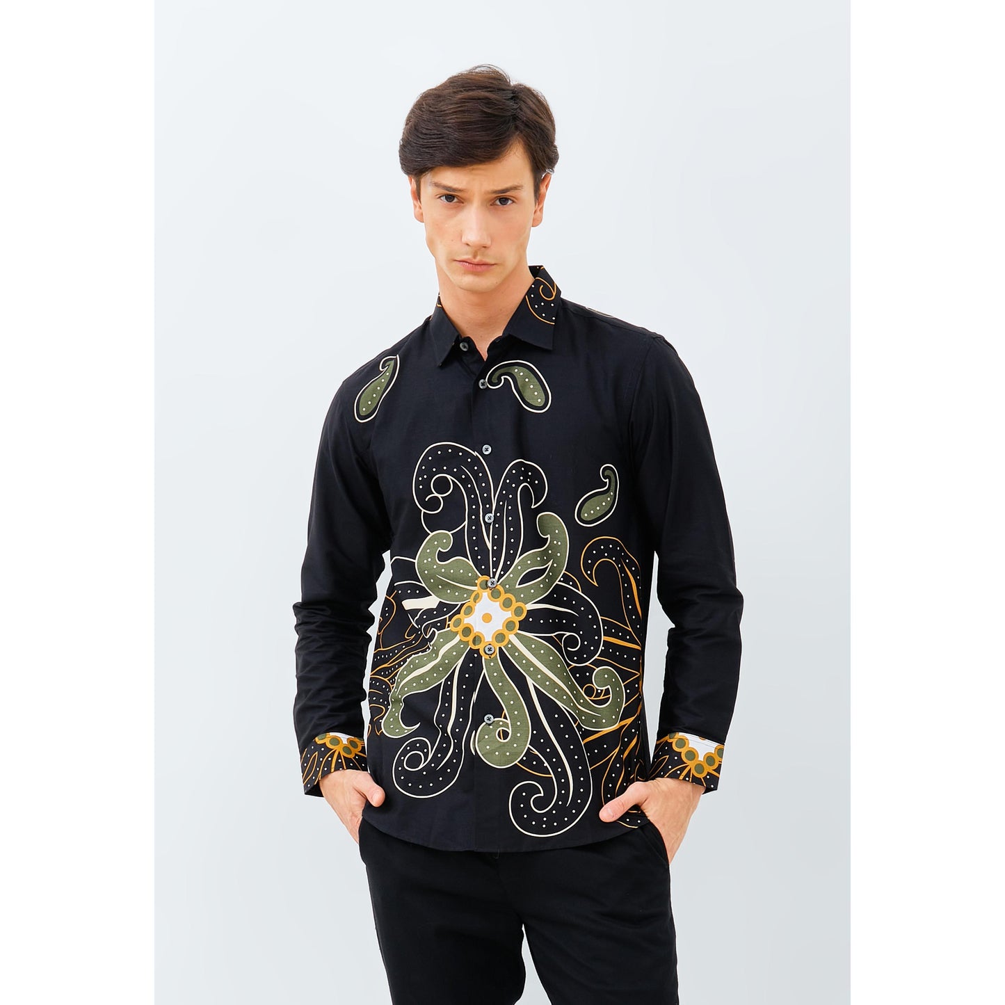 Odza Classic Kemeja Batik Slimfit Pria Lengan Panjang Arsyanendra