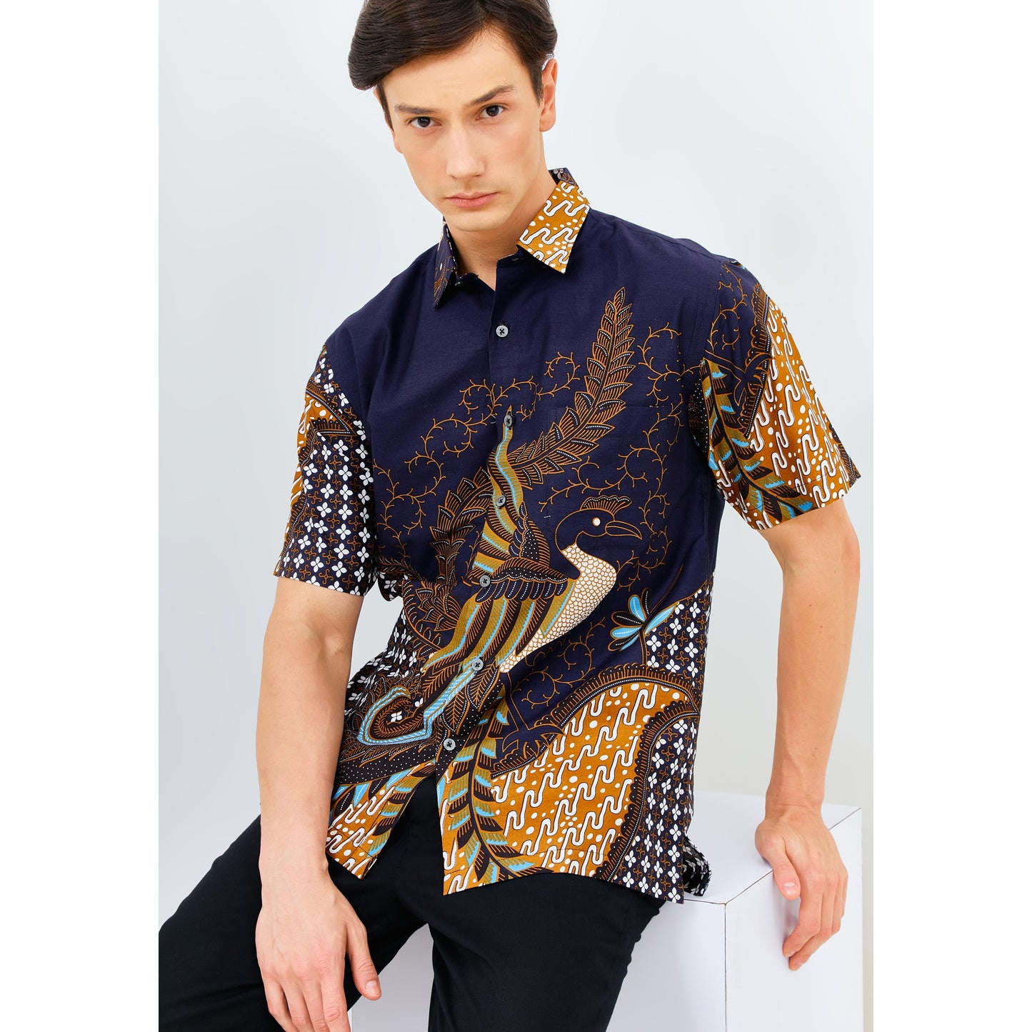 Odza Classic Kemeja Batik Lengan Pendek Pria REGULAR FIT Bhalendra