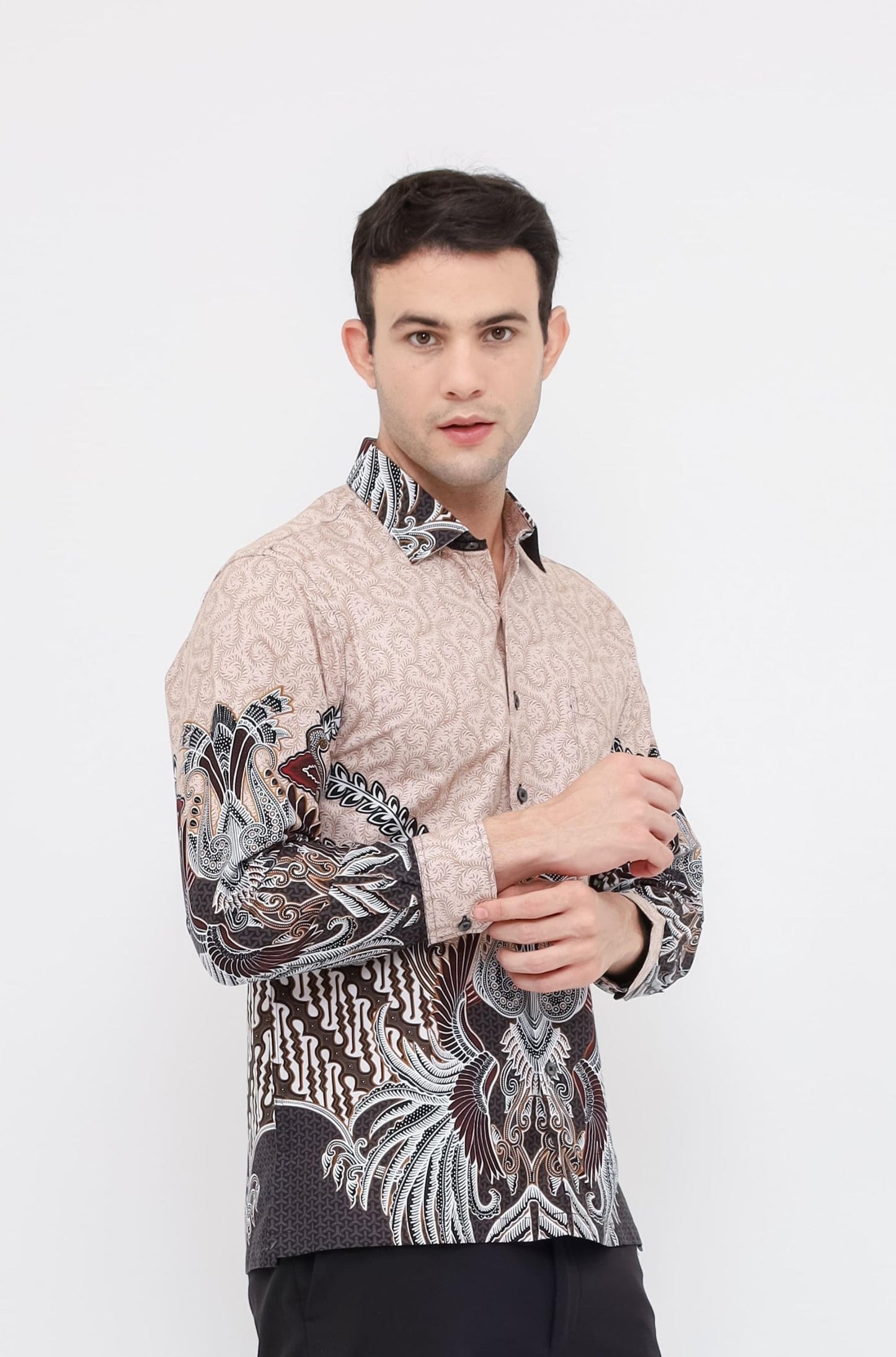 Odza Batik REGULAR FIT Kemeja Pria Lengan Panjang Modern Reyvian