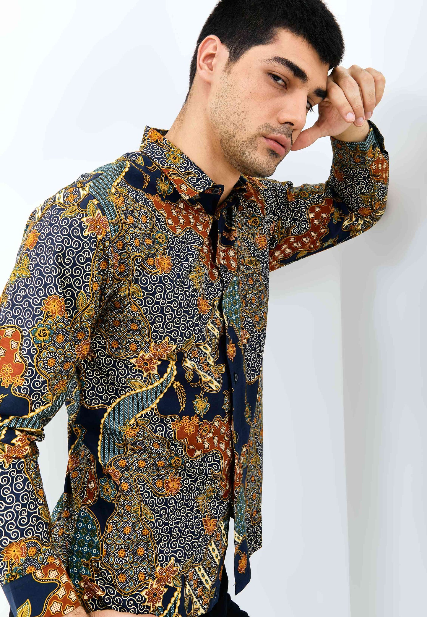 Odza Batik REGULAR FIT Kemeja Pria Lengan Panjang Araksa