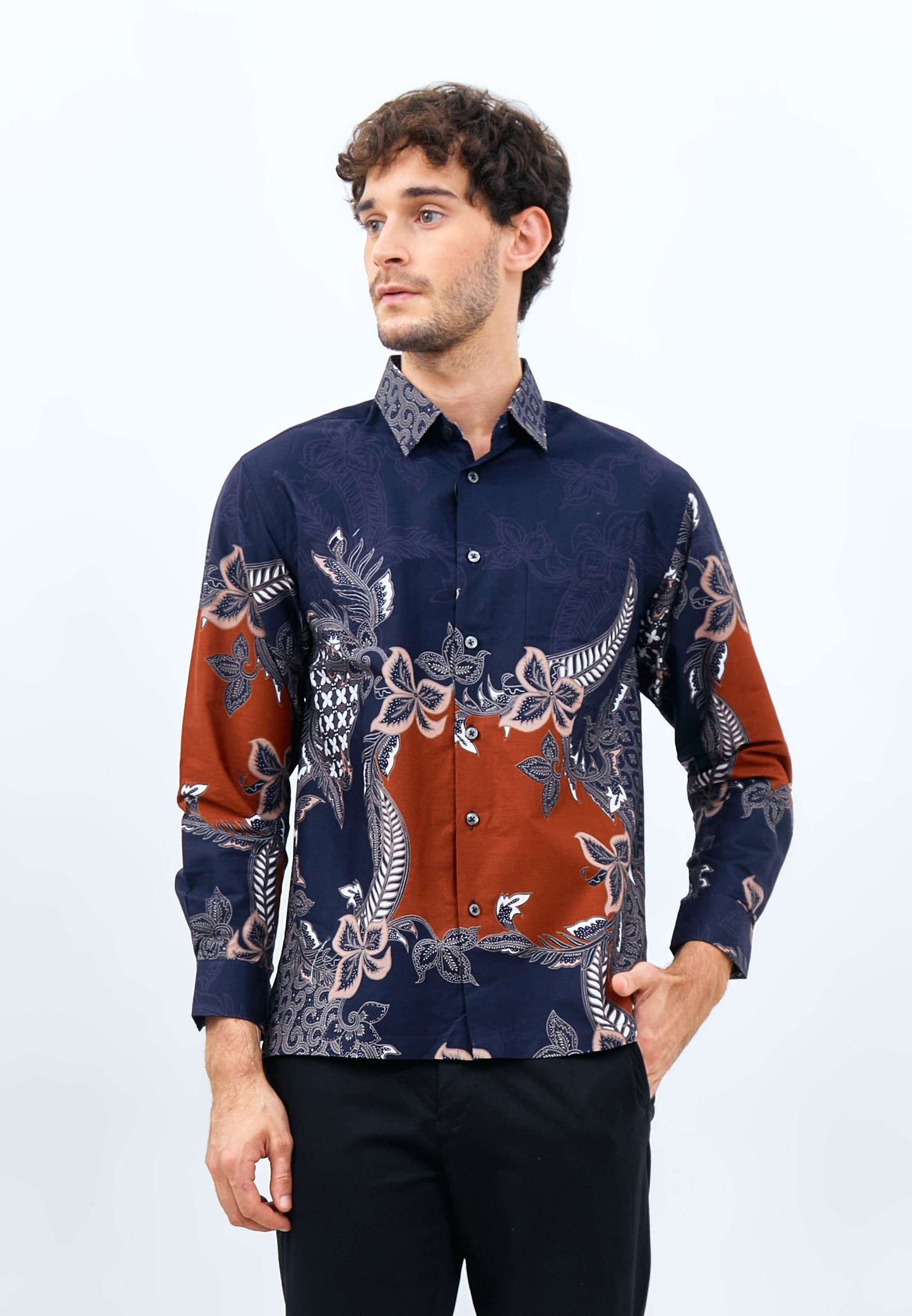 Odza Batik REGULAR FIT Kemeja Pria Lengan Panjang Modern Arunawa